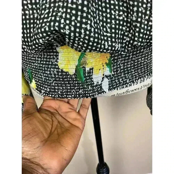 INC, v-neck Gingham floral print blouse- Large - Picture 4 of 5